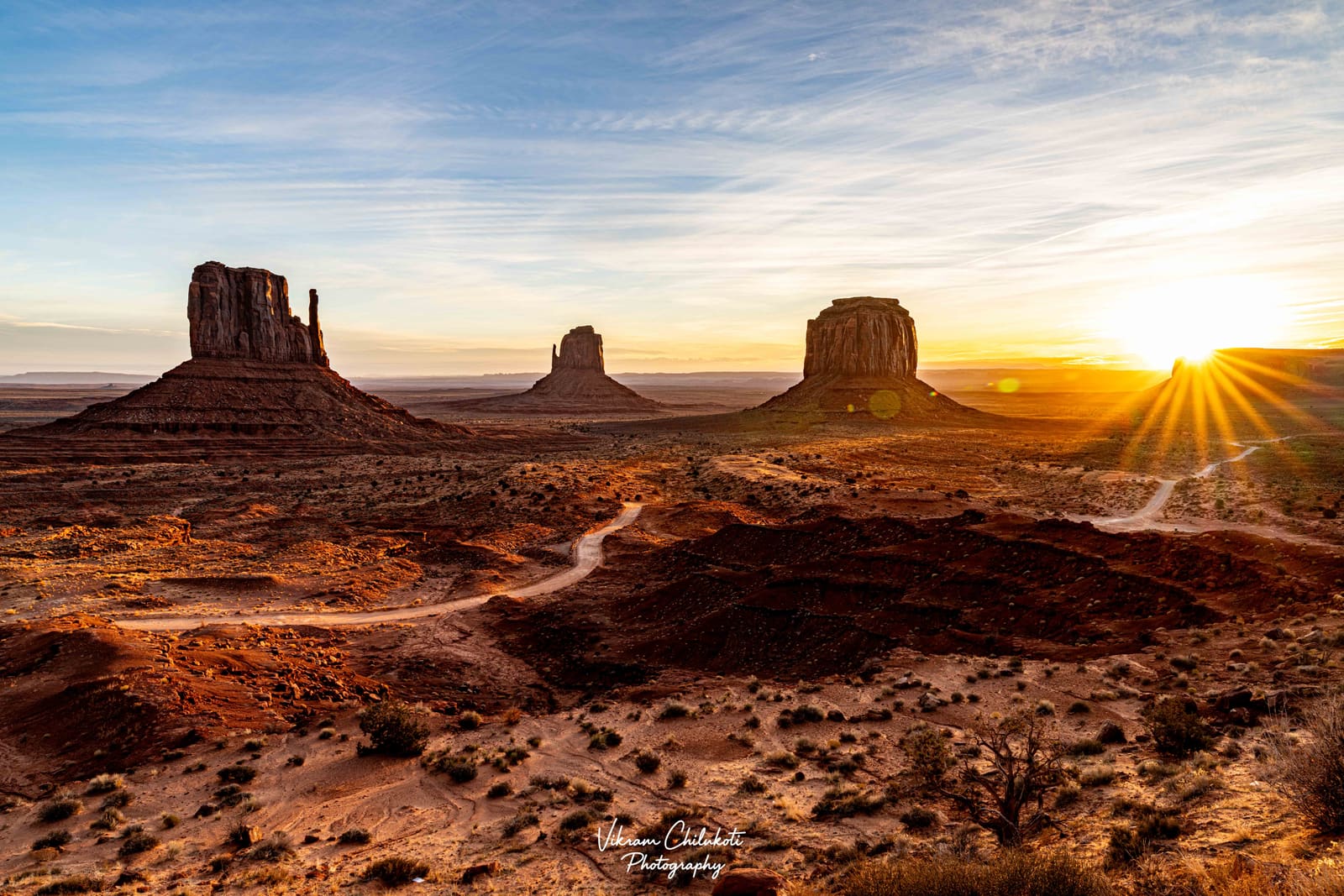 Monument Valley and Antelope Canyon landscape — frame 6