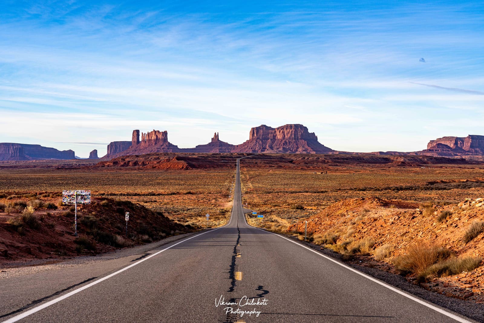 Monument Valley and Antelope Canyon landscape — frame 8